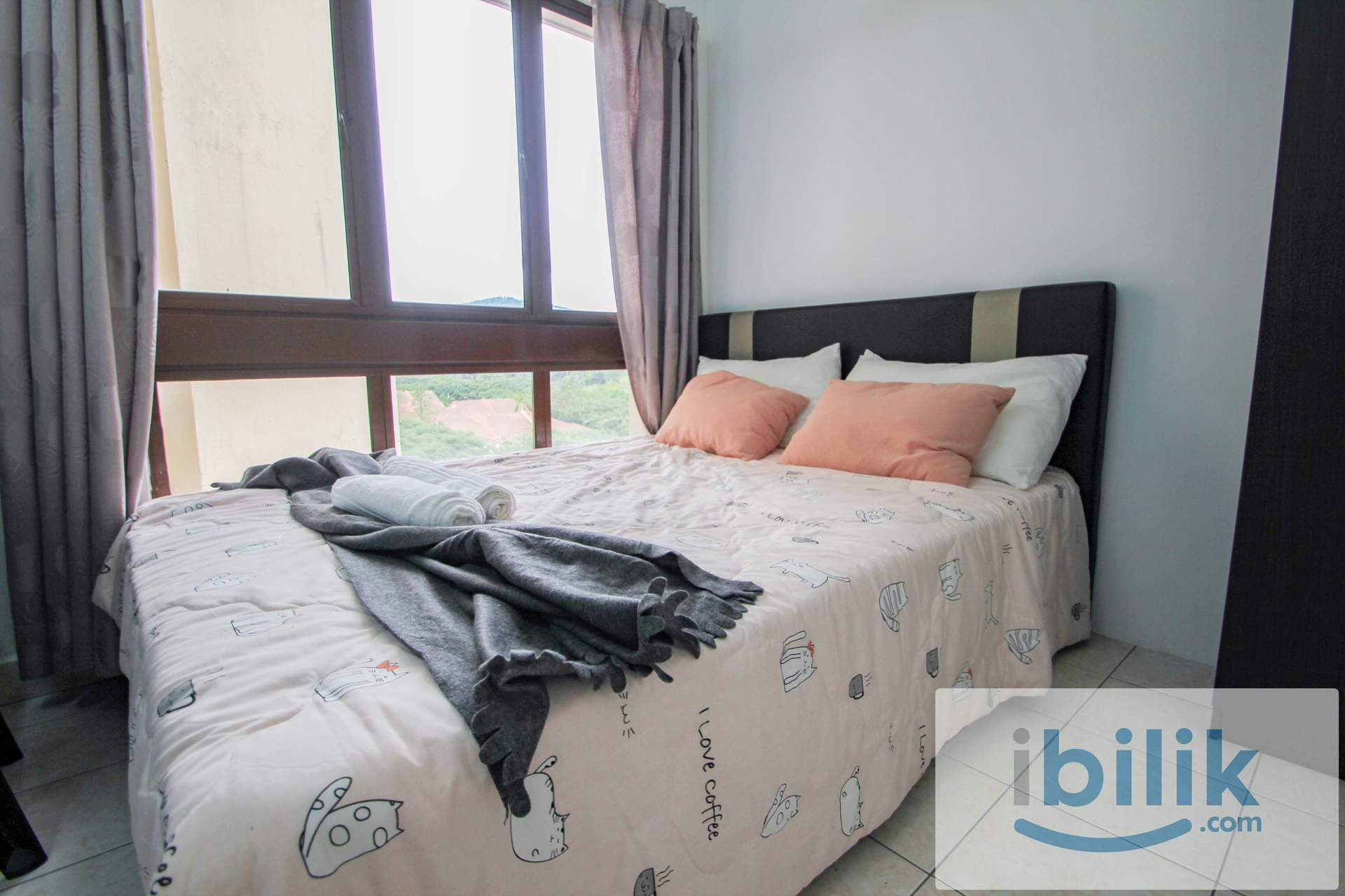 Fully Furnished✅Include Utilities✅Middle Queenbedroom with windows and AC located in Palm spring, KD - Image 6