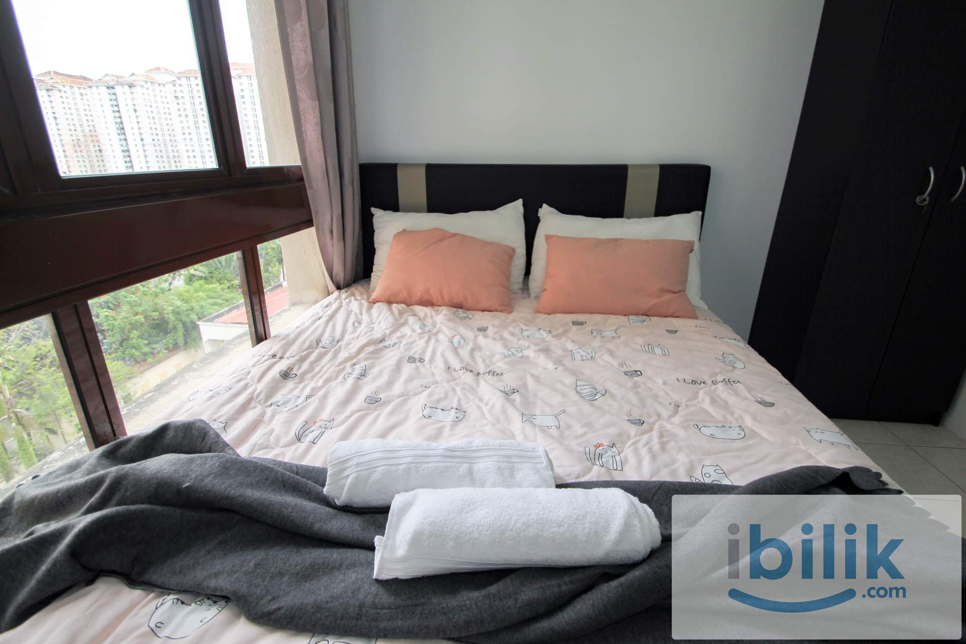 Fully Furnished✅Include Utilities✅Middle Queenbedroom with windows and AC located in Palm spring, KD - Image 4