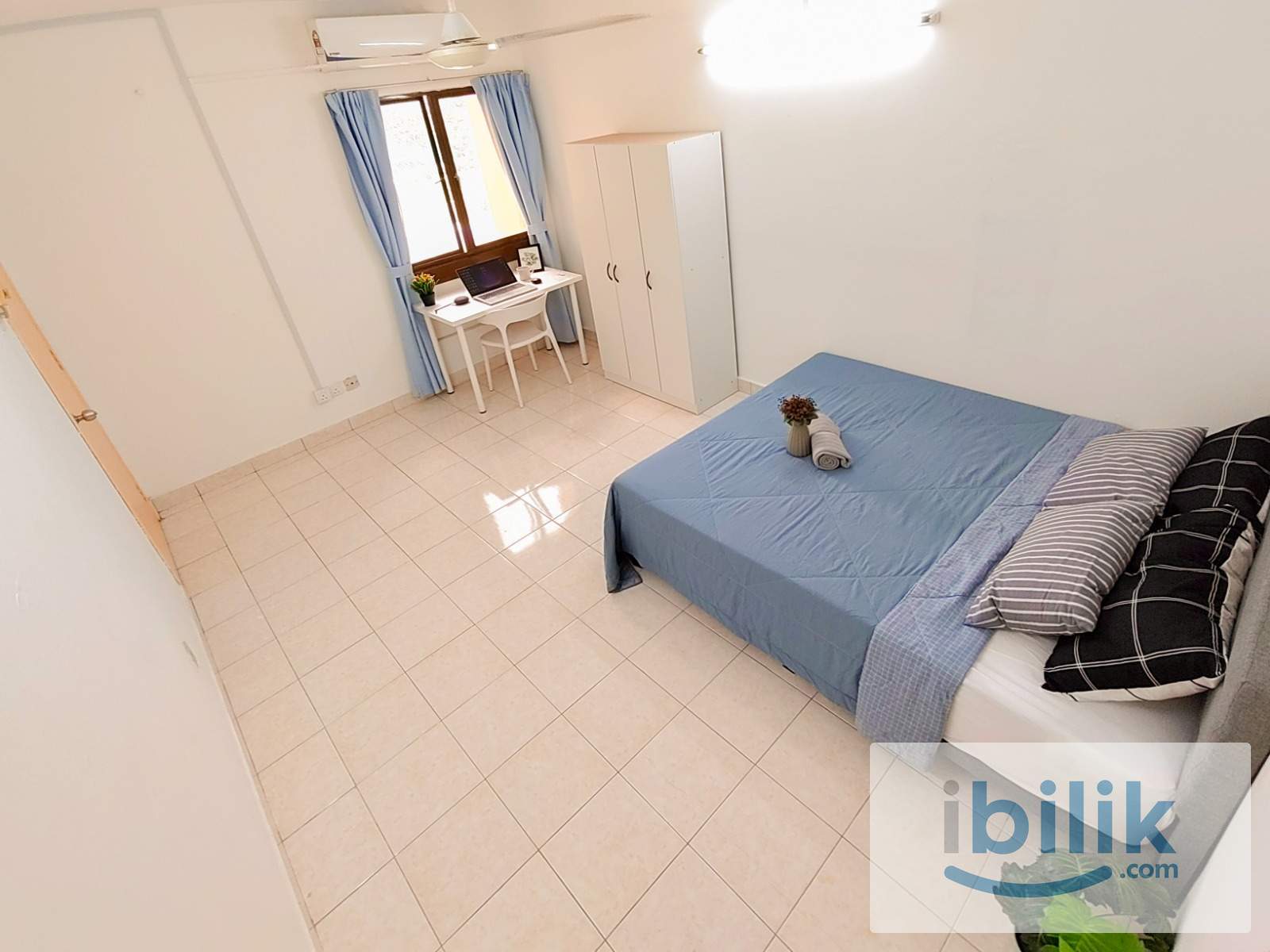 Walking to MRT🚆Fully Furnished✅Master kingbedroom with private bathroom located in Palm spring, KD - Image 3