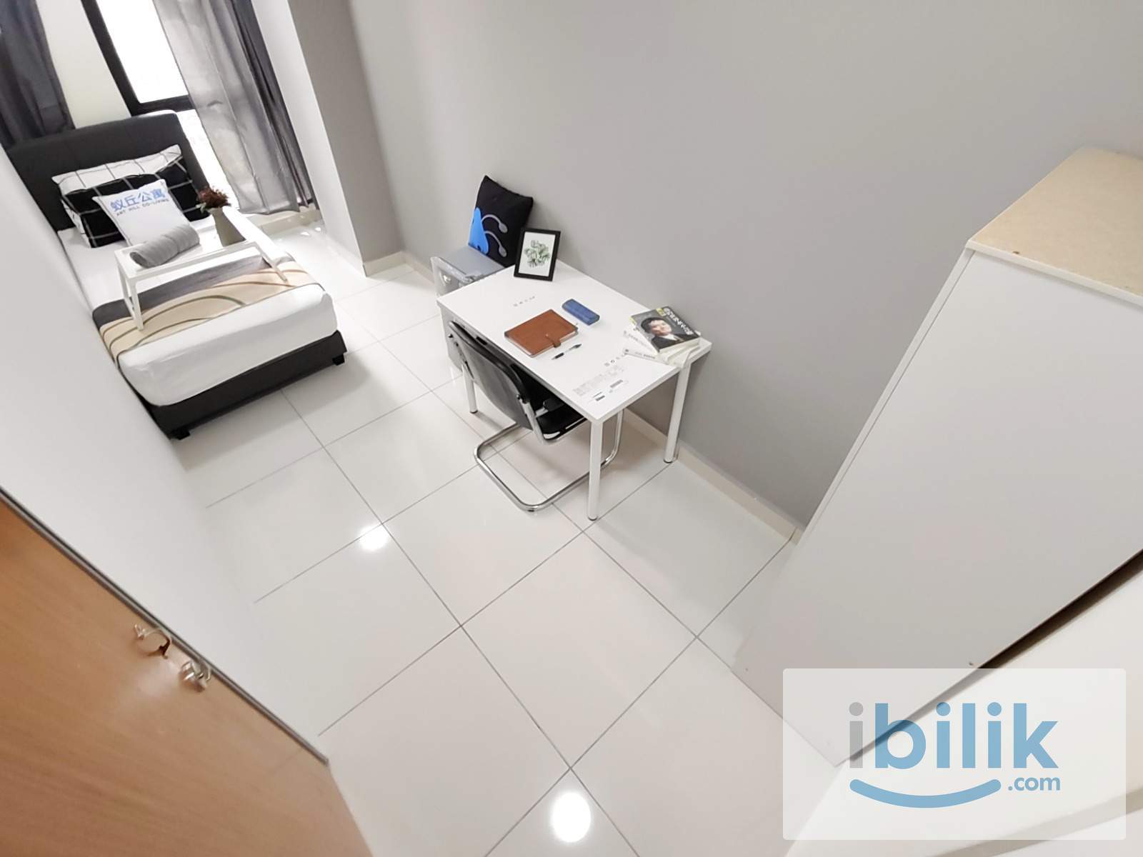 New Unit😍New Rennovated🌟Single bedroom with windows and AC located in ARTE mont kiara  - Image 4