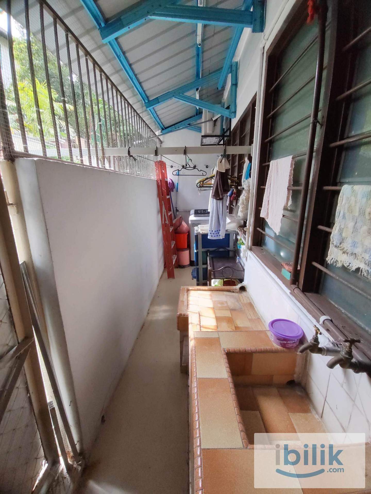 Including Car Park🚗Best Location✅Single bedroom with windows and AC located in Taman Paramount, PJ - Image 6