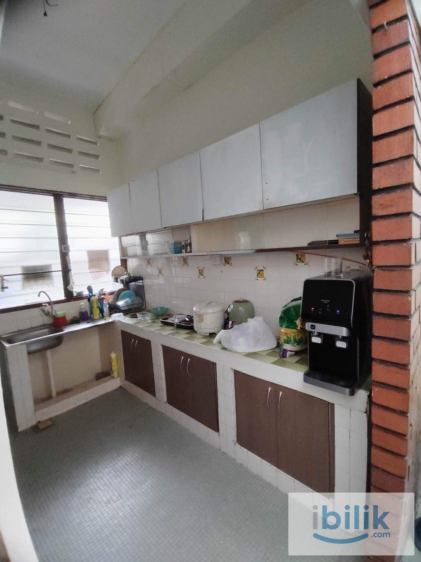 Including Car Park🚗Best Location✅Single bedroom with windows and AC located in Taman Paramount, PJ - Image 9