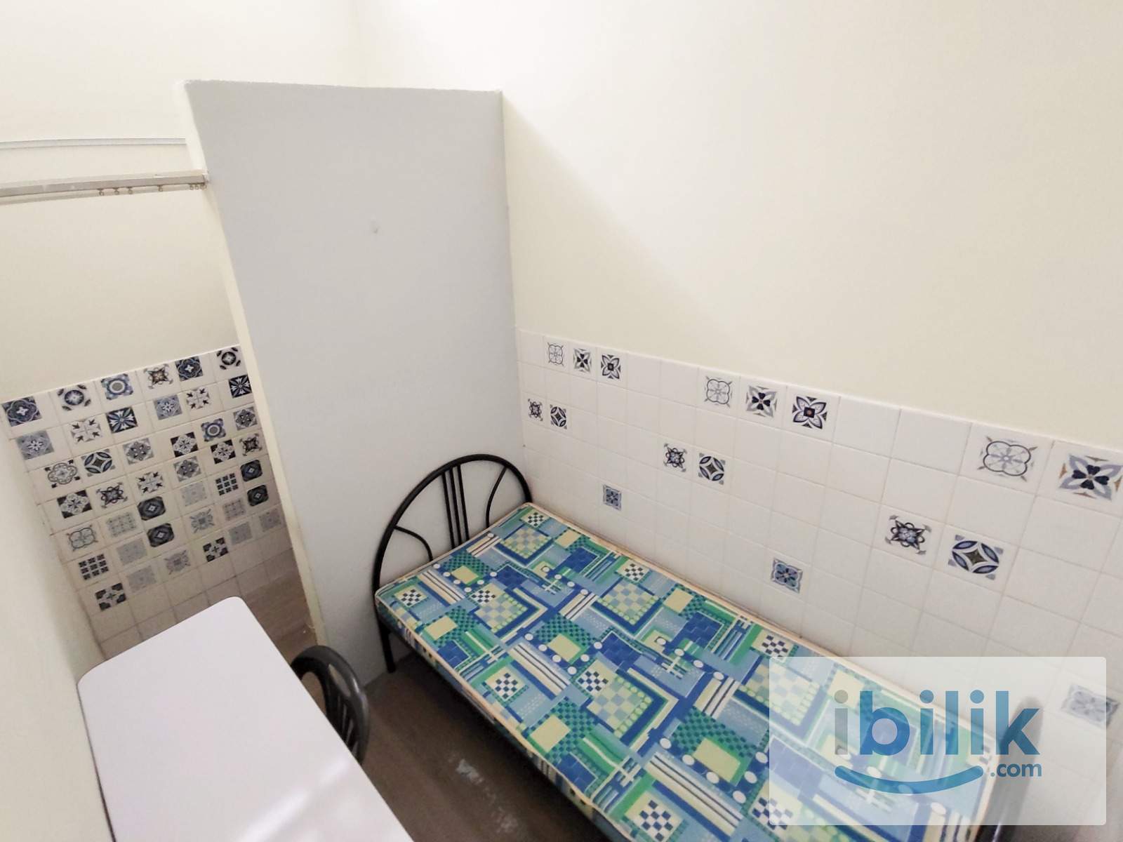 Promotion Price‼️Including Car park🚗Single bedroom with windows and AC located in Taman Paramount, PJ - Image 3