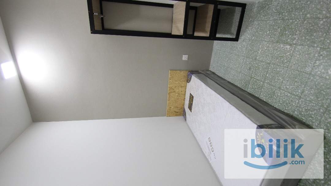 Include Utilities and Car Park🚗Single bedroom with fans only located in Taman Aman, PJ - Image 3