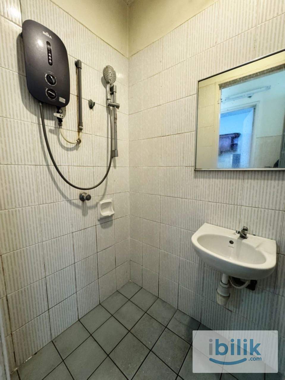 🌿 Relax & Stay Comfortable – Rooms Available in Mutiara Damansara, Petaling Jaya - Image 7