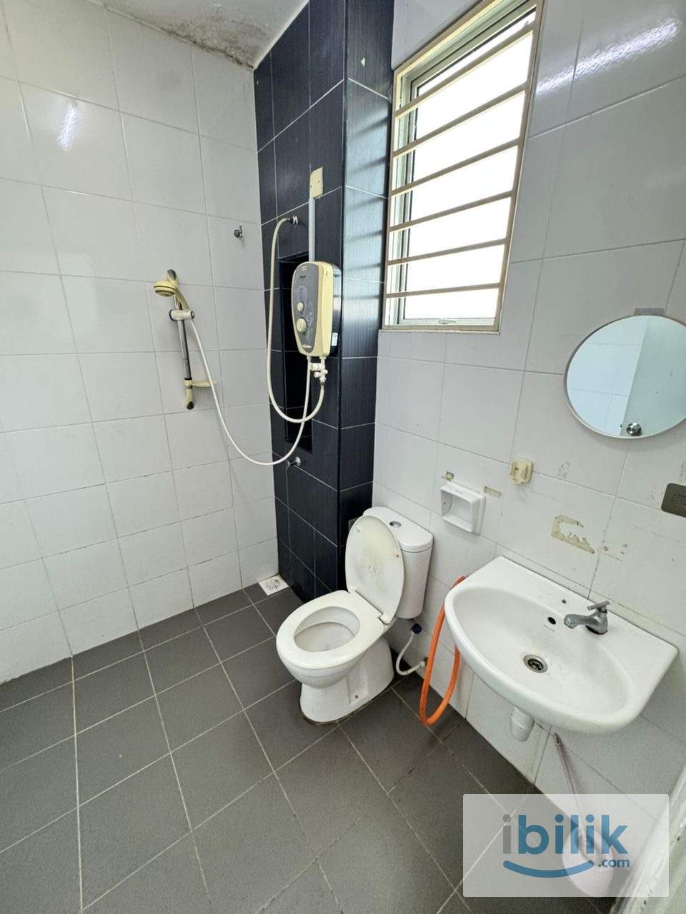 🌿 Relax & Stay Comfortable – Rooms Available in Klang - Image 4
