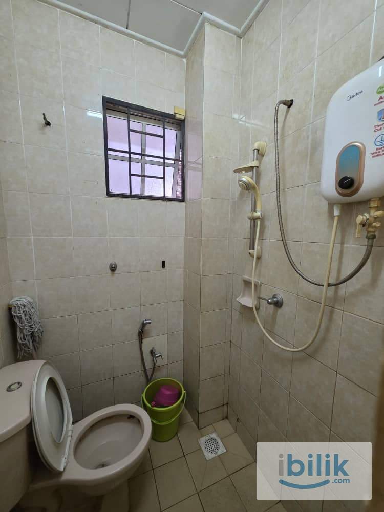 🌿 Relax & Stay Comfortable – Rooms Available in Puchong - Image 3