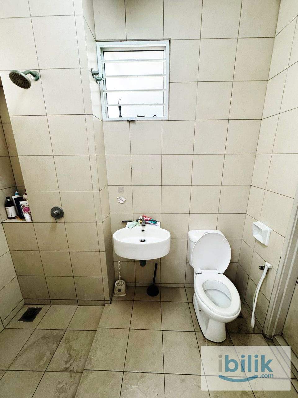 🌿 Relax & Stay Comfortable – Rooms Available in Klang - Image 3