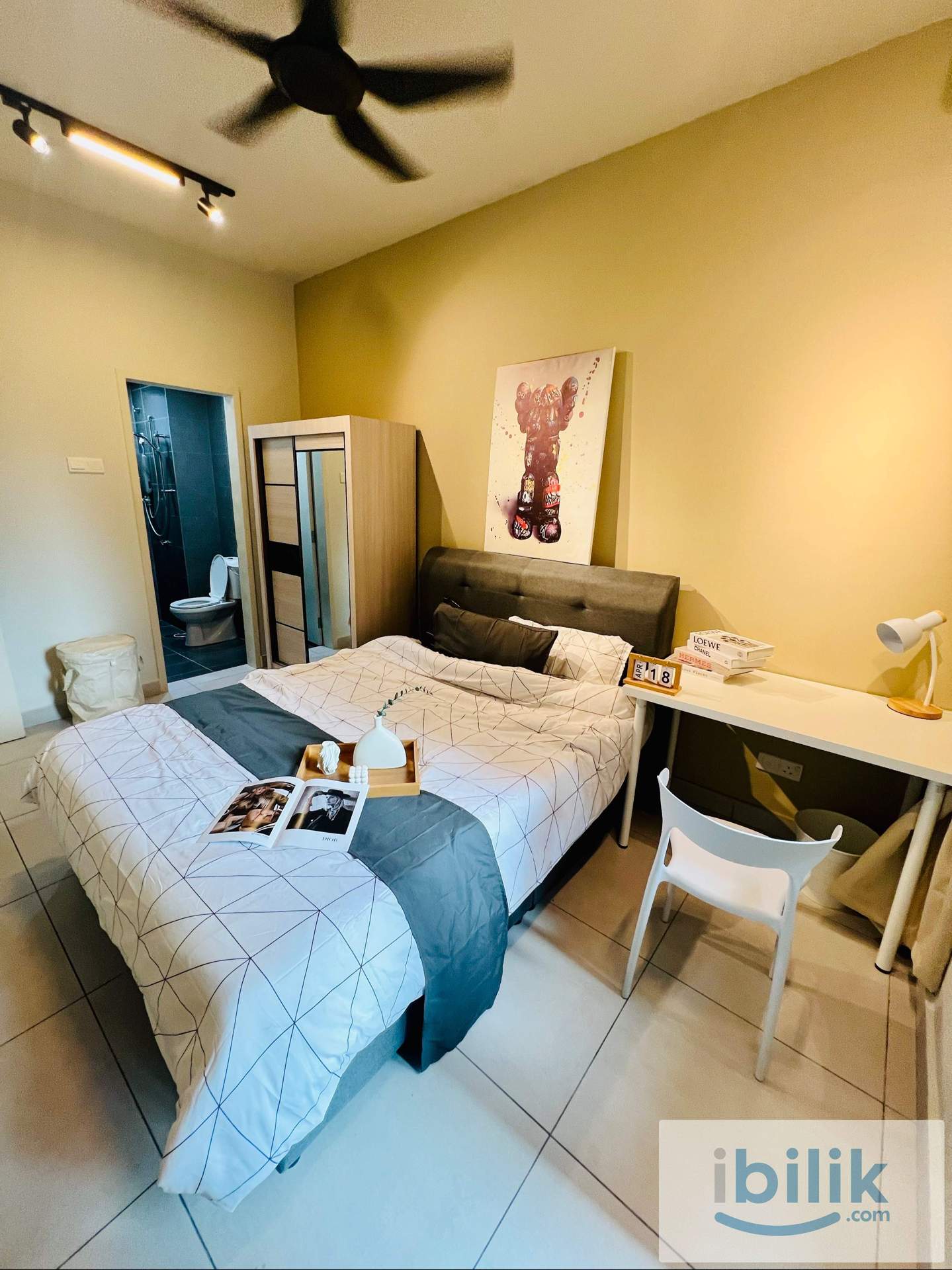 Majestic Maxim | Master Room - Image 4