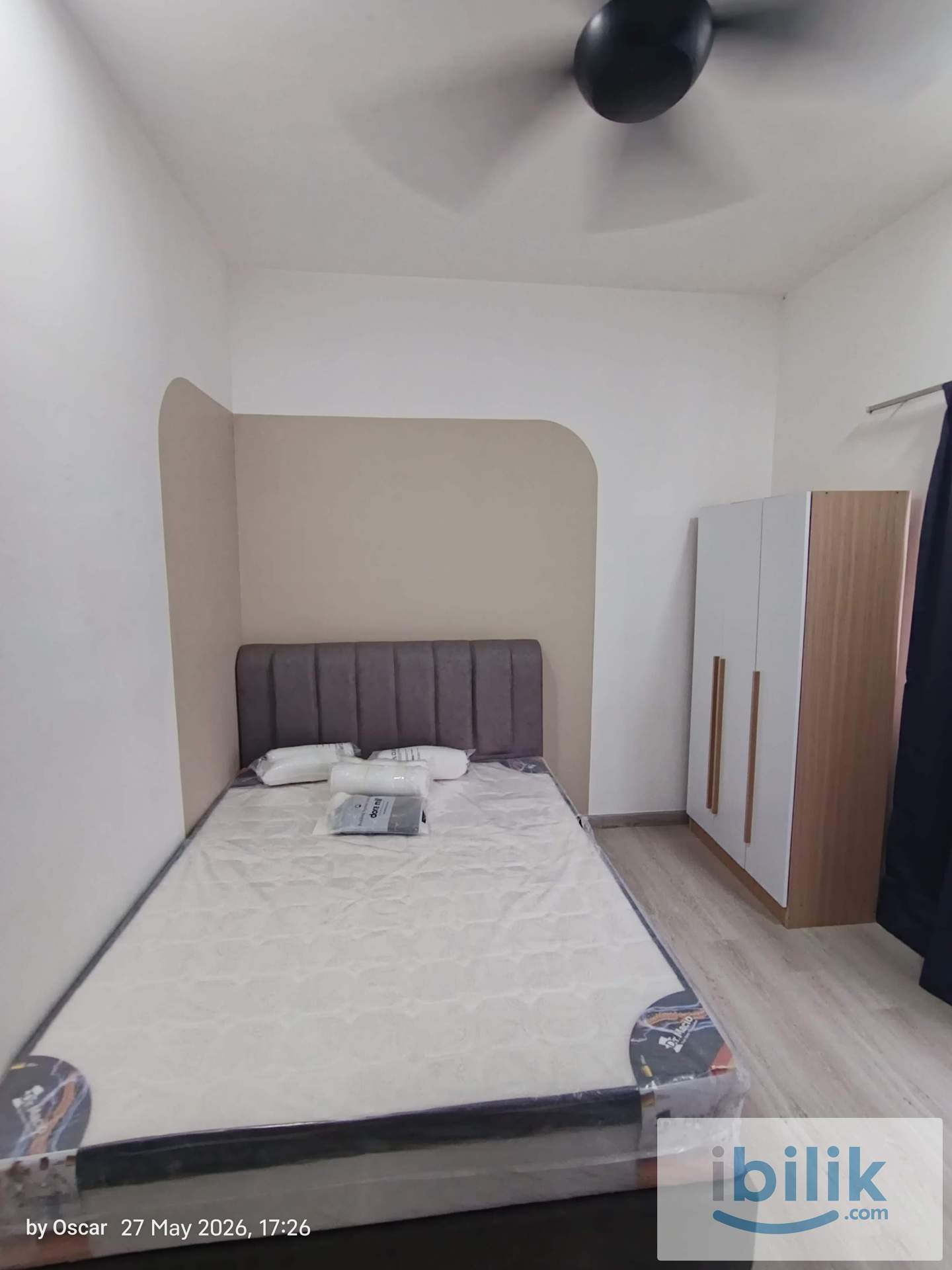 [Queen Middle Bedroom] Holmes,  2min HUKM, PPUKM,  PANTAI HOSPITAL, UCSI University, Permaisuri, Cheras [Fully + AC] - Image 1