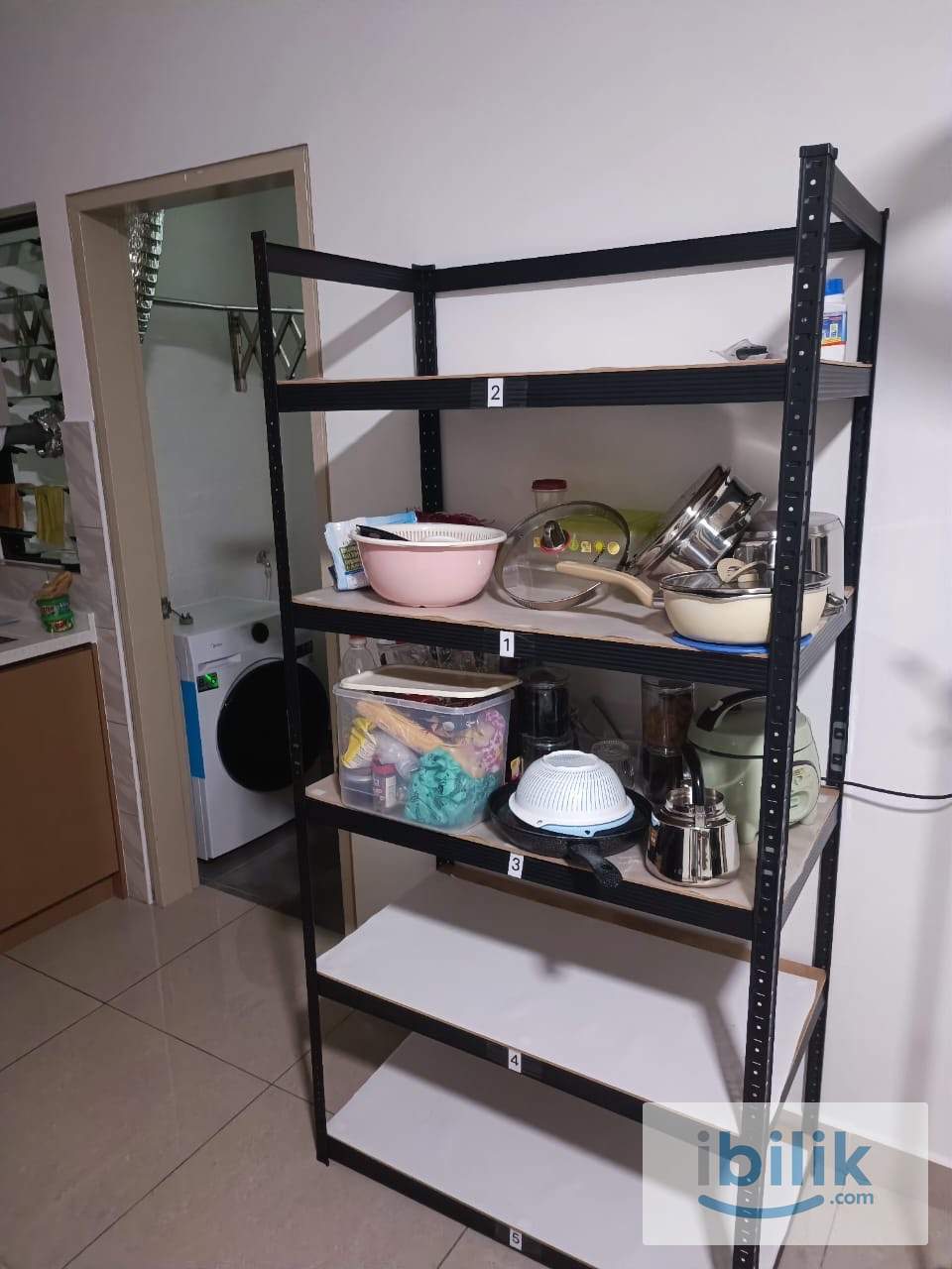 Middle Room - Image 3