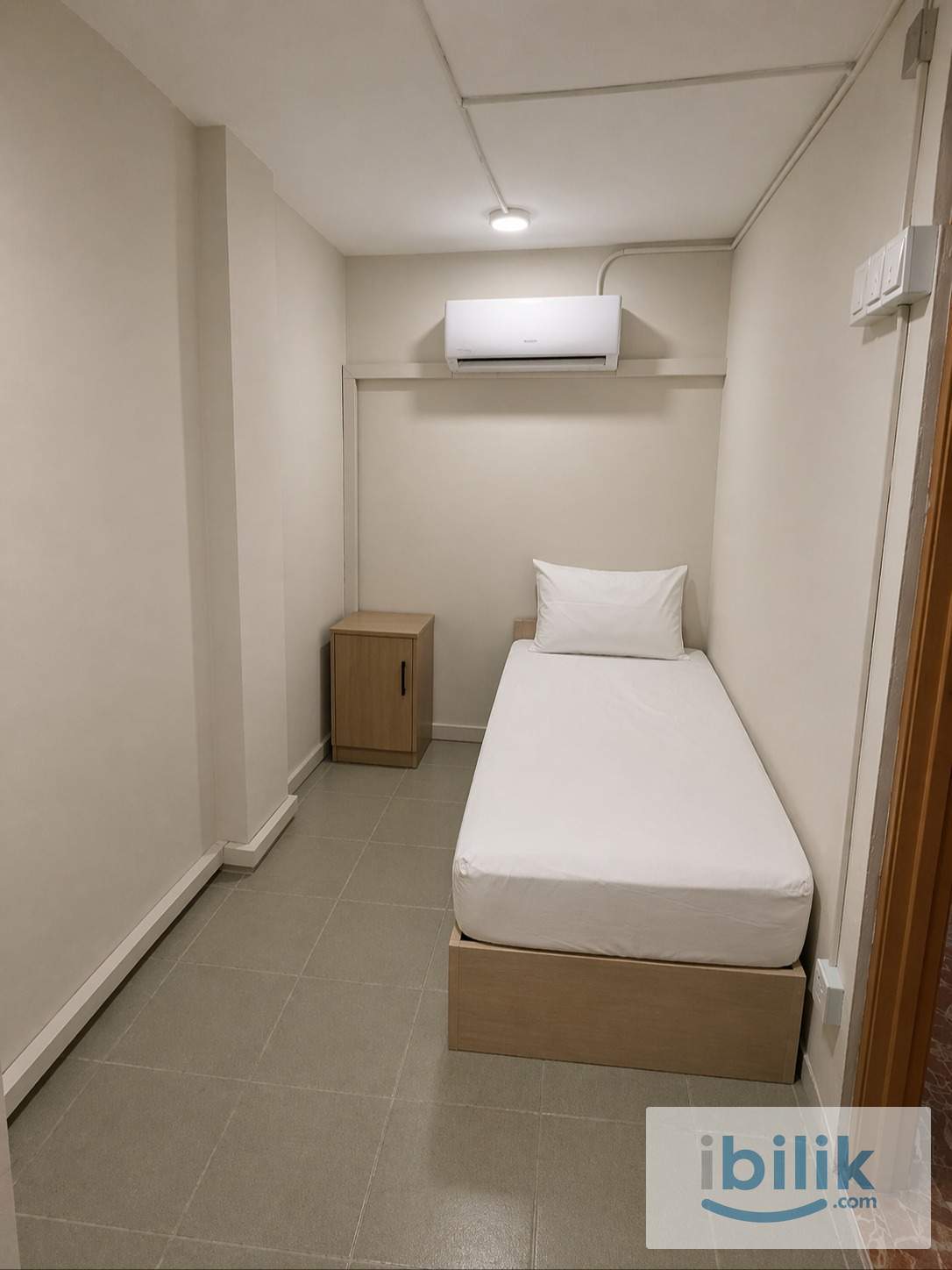 (Near OUG) Room For Rent @ Jalan Awan Kecil 3 - Image 2