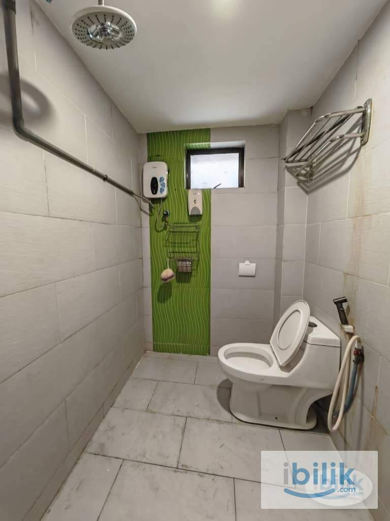 🏠Hot Limited Middle Room at SS2 - Image 3