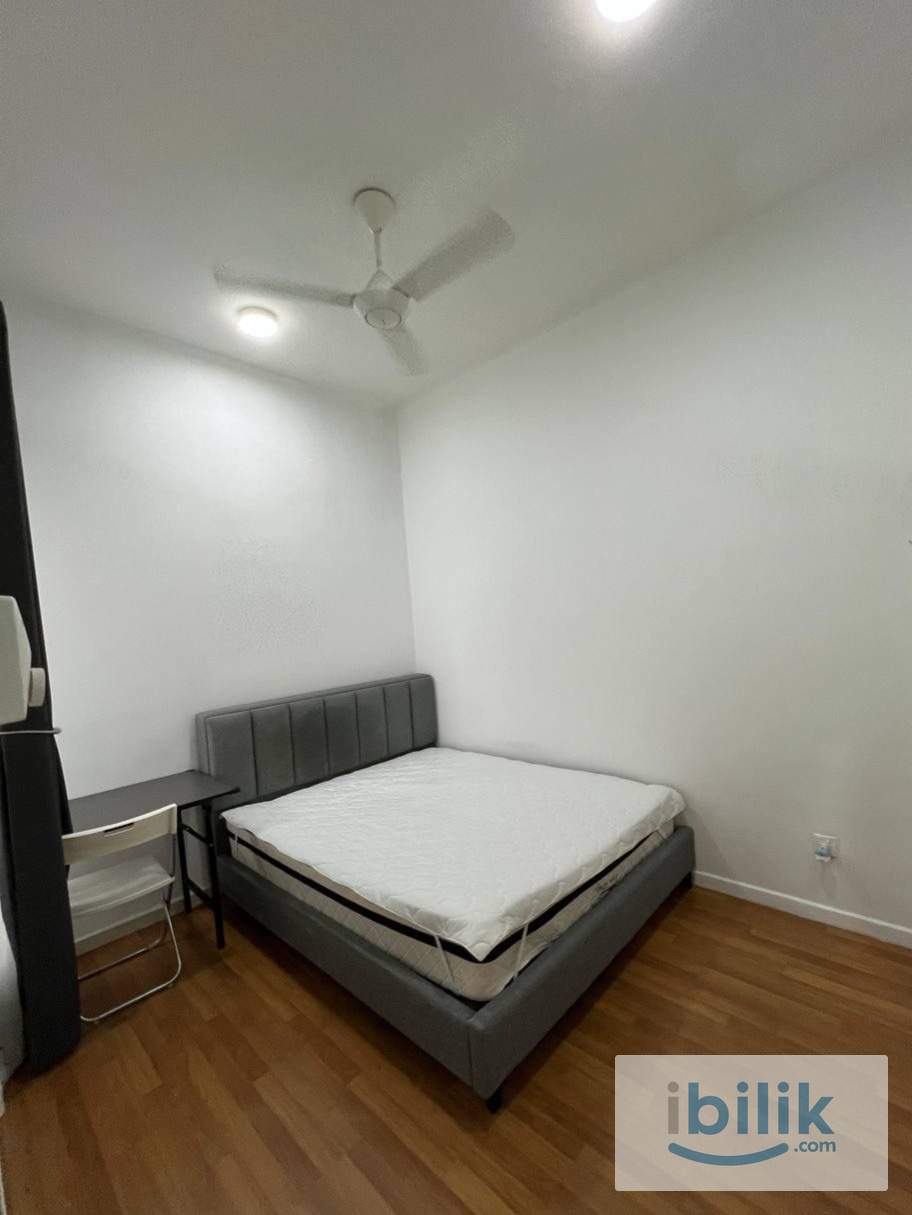 🔥Hot Middle Room for Rent at SS2 - Image 2