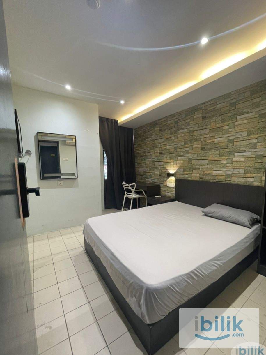 ‼️Limited middle room for rent at SS2 - Image 1