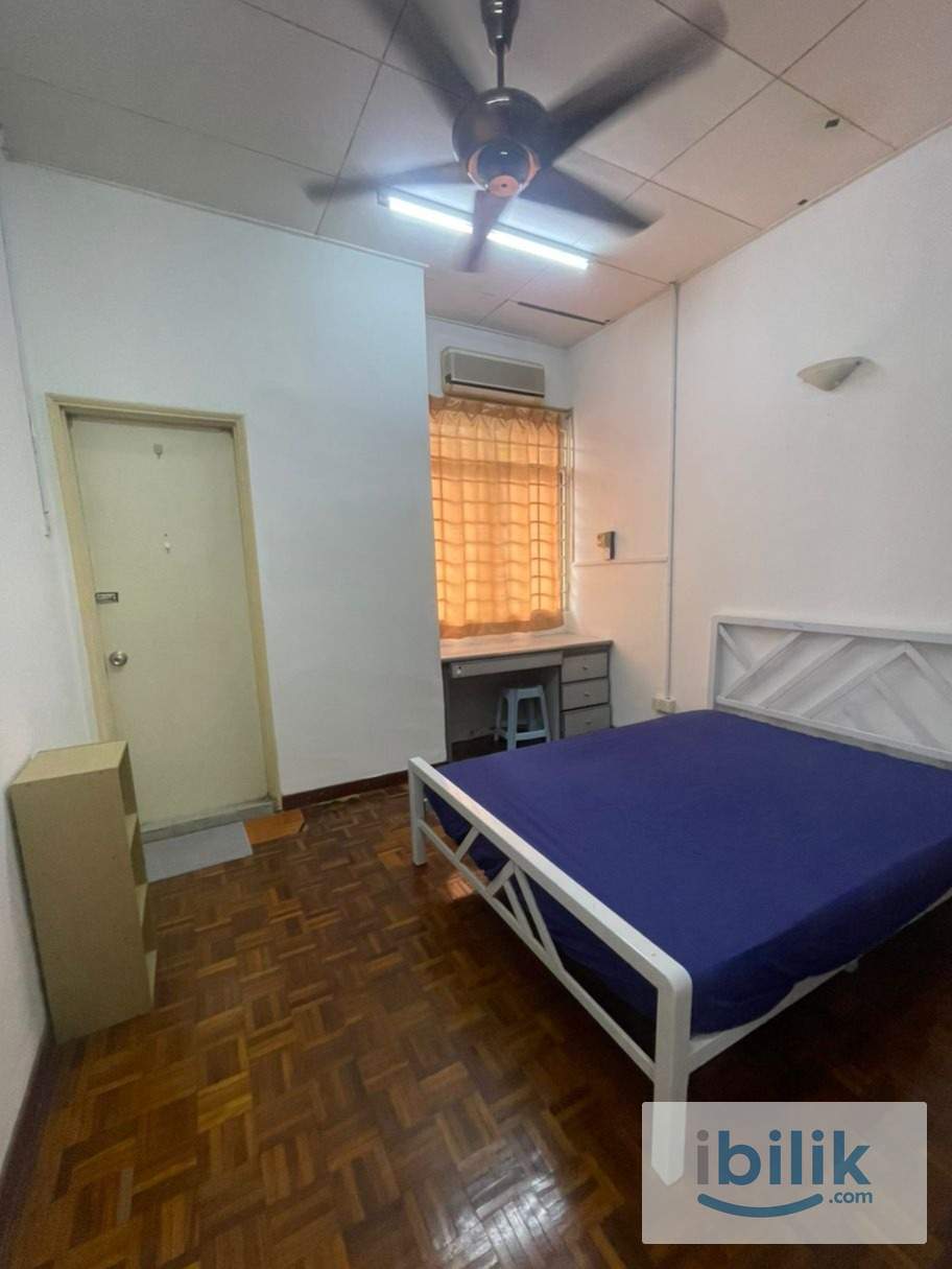 🚶‍♂️‍➡️Walking 5 mins to LRT Middle Room at Kota Damasara - Image 1