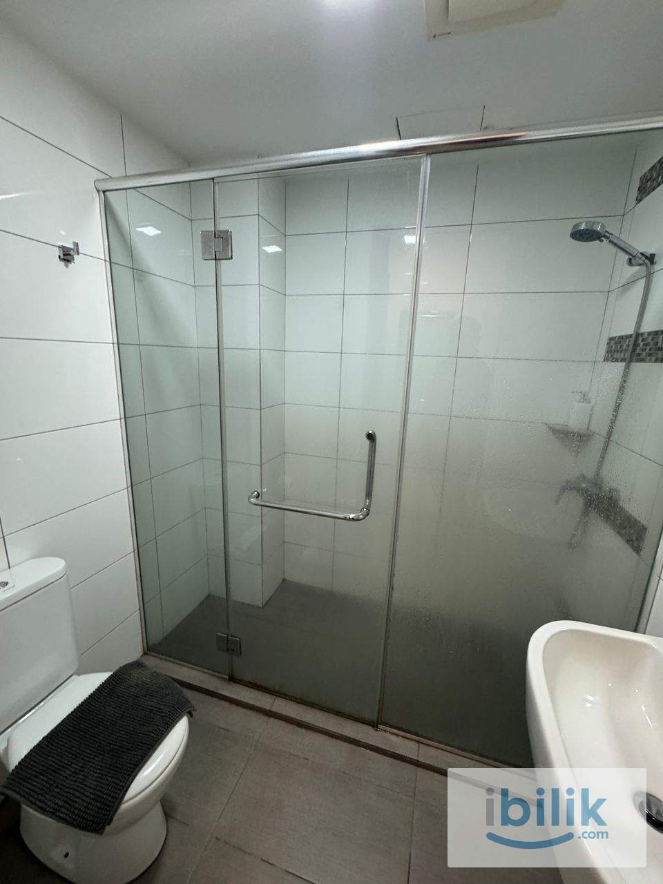 🔥Hot Middle Room for Rent at Bandar Utama - Image 2