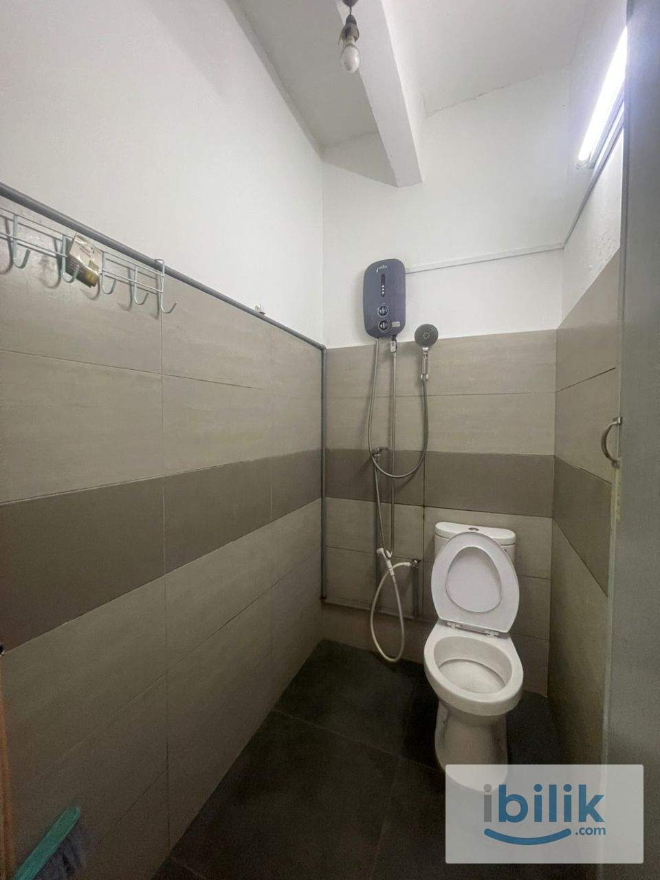 🔥Hot Middle Room for Rent at Shah Alam - Image 3