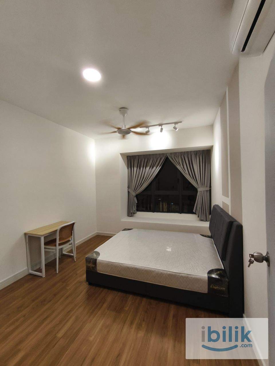 🔥Hot Middle Room for Rent at Bandar Sunway - Image 5