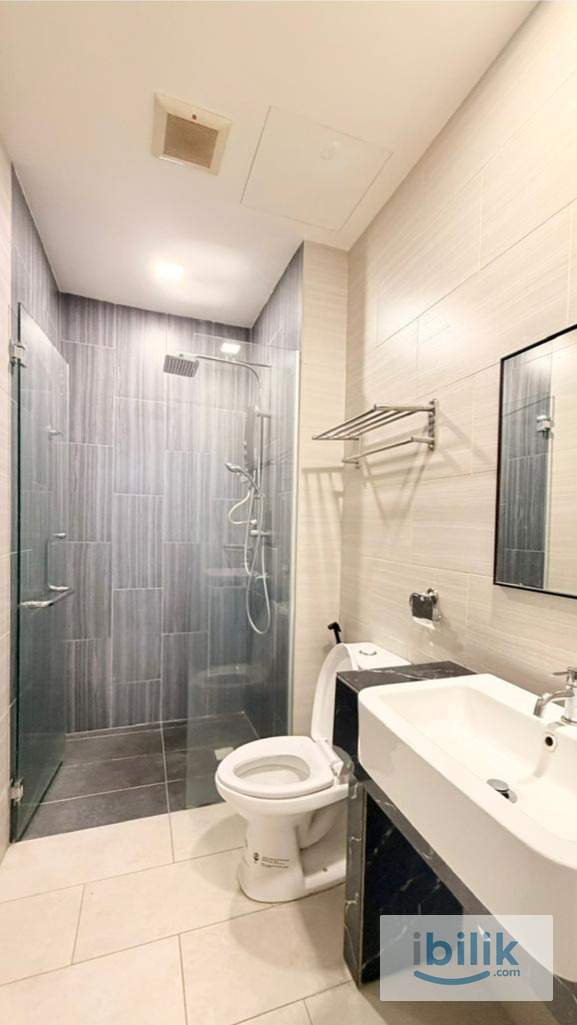 FRAME HOTEL 🏨 ROOM FOR RENT EARLY BIRD PRICE FOR LIMITED SLOT ONLY  - Image 1