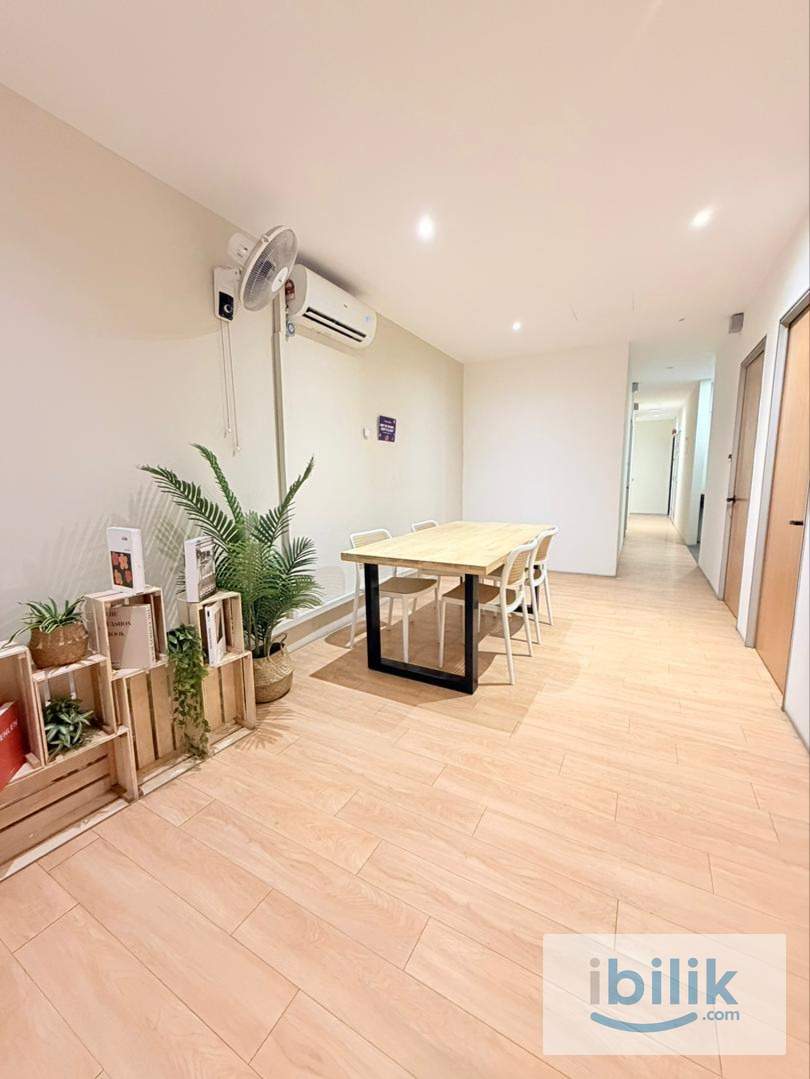 FRAME HOTEL 🏨 ROOM FOR RENT EARLY BIRD PRICE FOR LIMITED SLOT ONLY  - Image 4