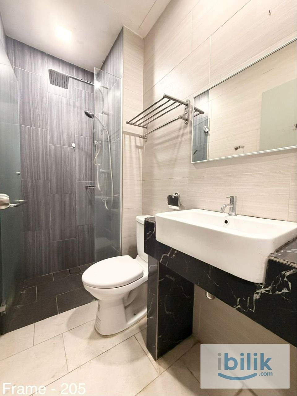 FRAME HOTEL 🏨 ROOM FOR RENT EARLY BIRD PRICE FOR LIMITED SLOT ONLY  - Image 9