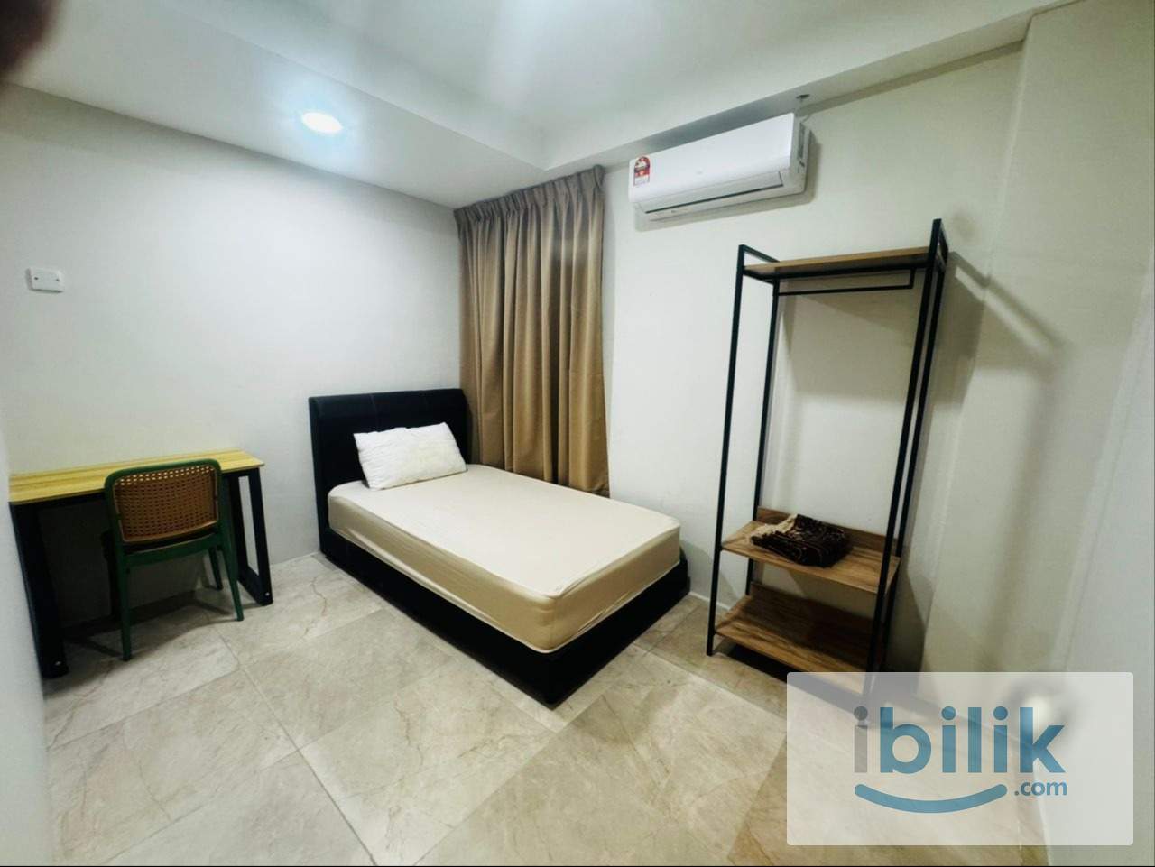 Tawaran Bilik Murah di Bandar Kuala Lumpur Fully Furnished dan 🚶🏻‍♂️‍➡️Walking Distance To MRT - Image 1