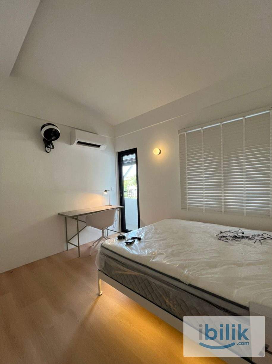 ✨ Stylish Boutique Room for Rent – Bright, Cozy & Move-In Ready! ✨ - Image 2