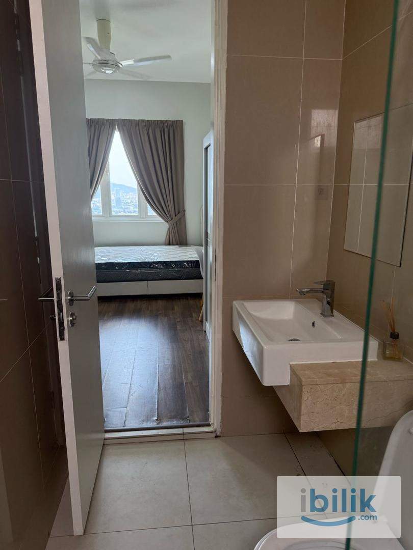 Sentul - Master Room - Image 3