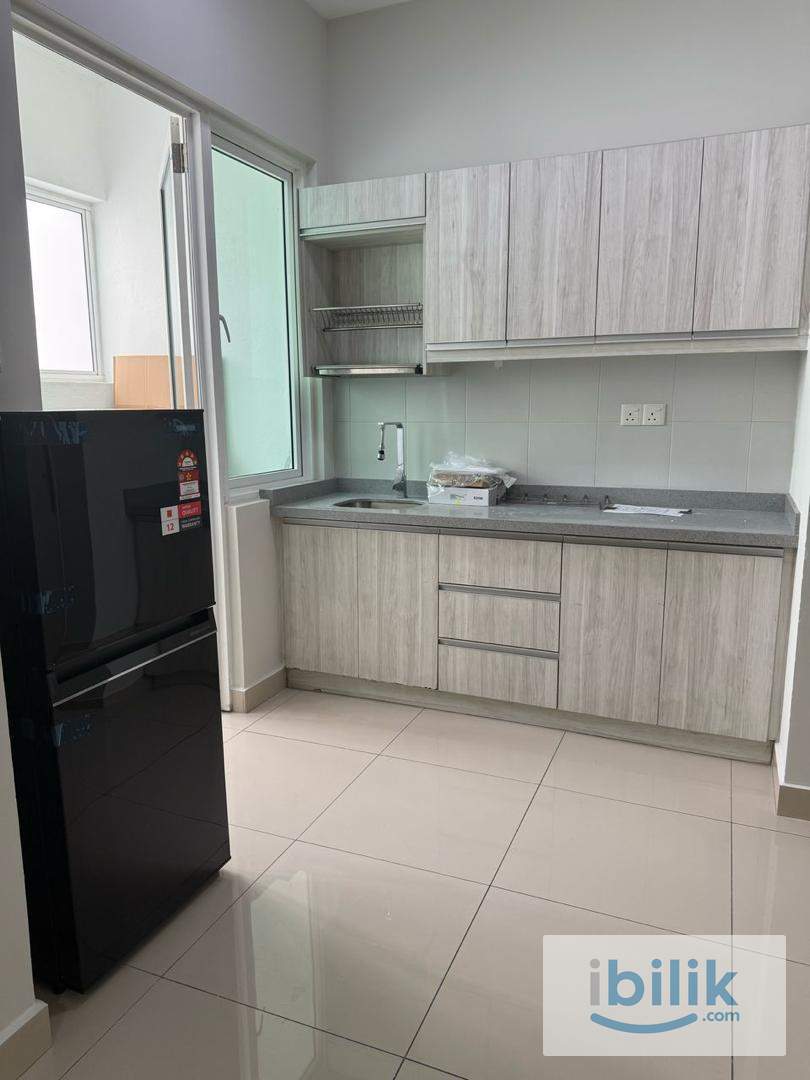 Sentul - Master Room - Image 7