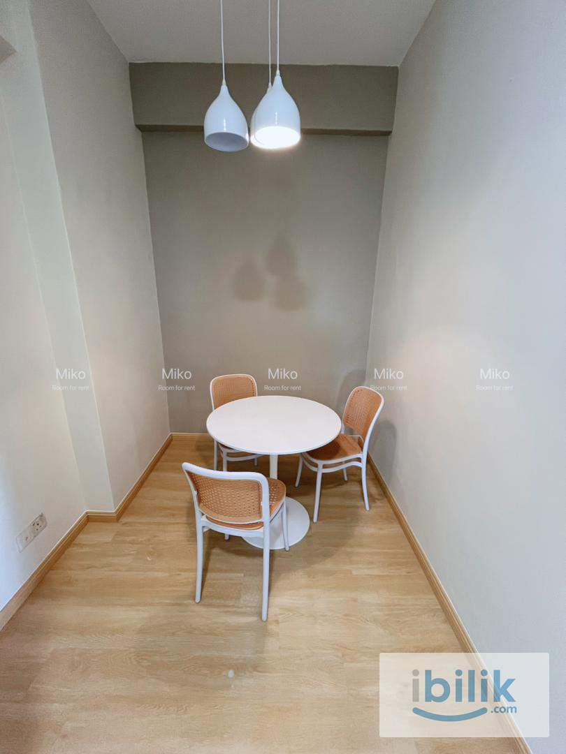 Kepong - Balcony Room - Image 4