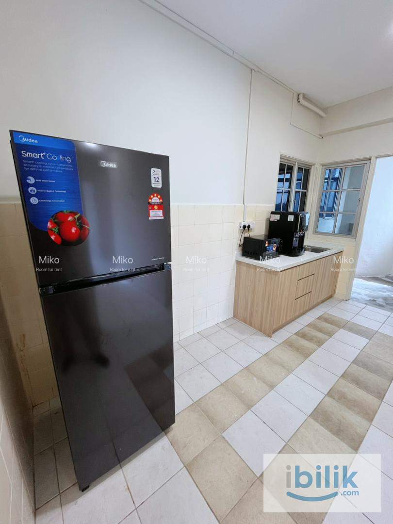 Kepong - Balcony Room - Image 5