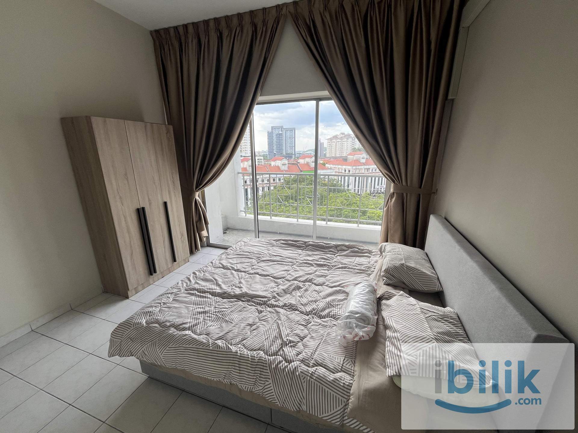 Kepong - Balcony Room - Image 3