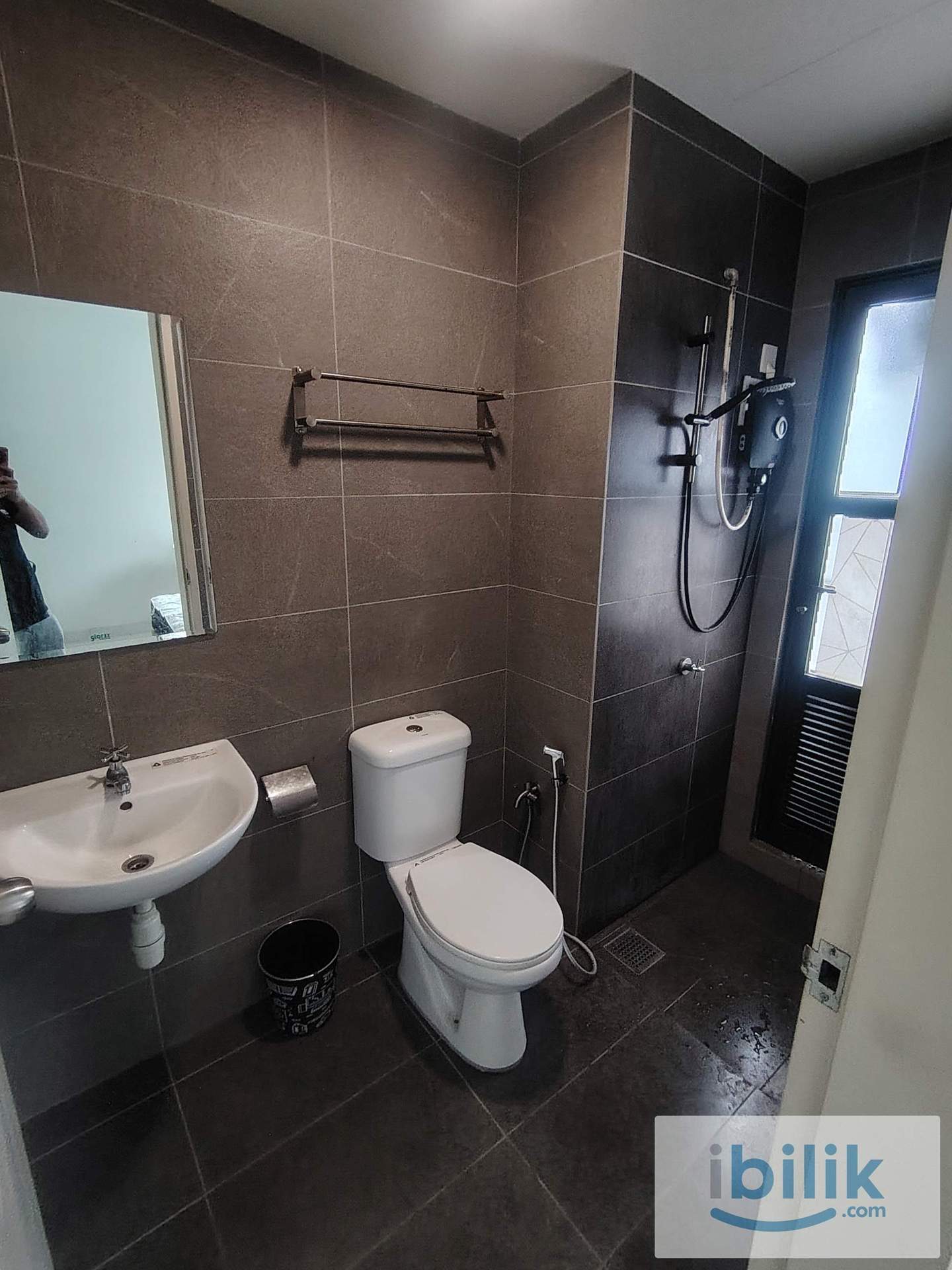 Cheras Taman Connaught - Master Room - Image 5