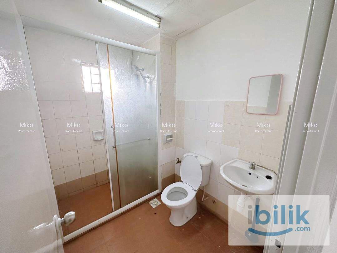 USJ1 Subang Jaya - Small Room - Image 2