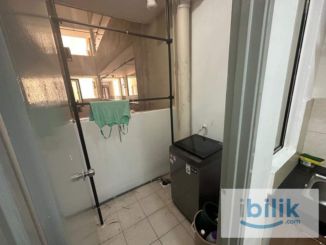 USJ1 Subang Jaya - Small Room - Image 7