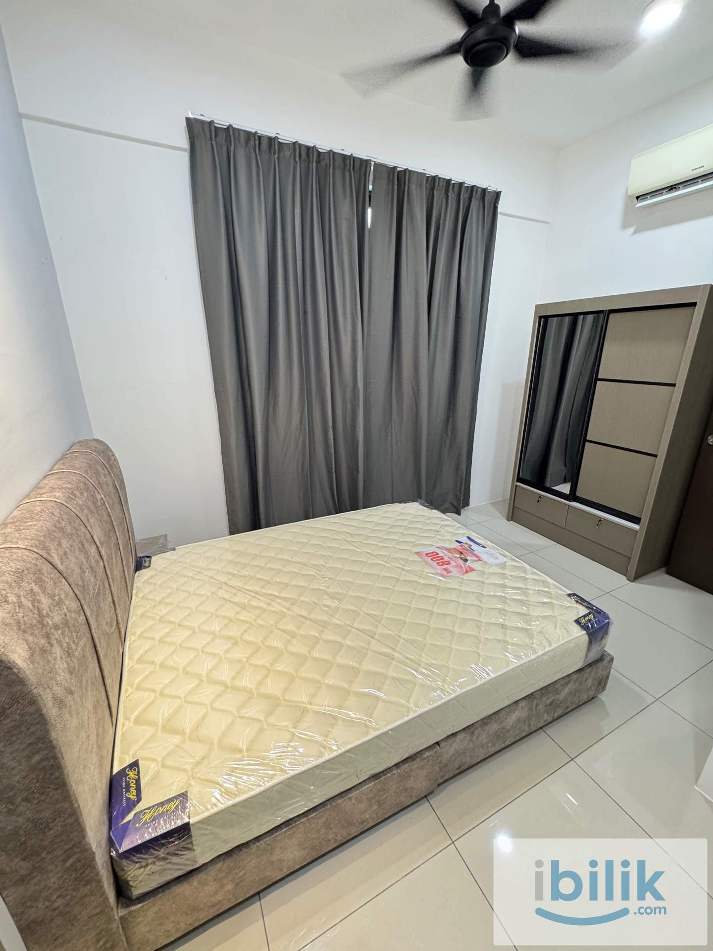 Master Bedroom 2 @ 8scape Residences - Image 2