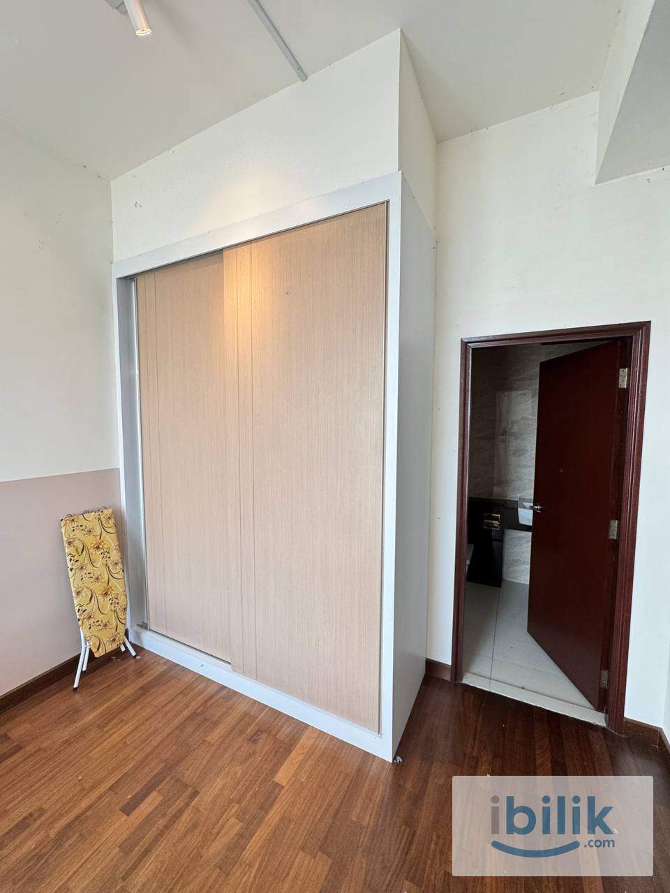 Master Bedroom @ Paragon Suites CIQ - Image 2