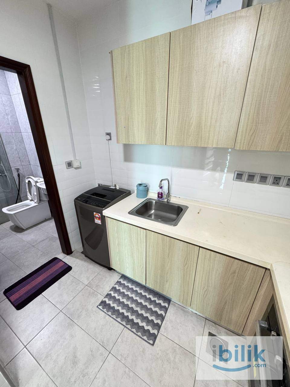 Balcony Bedroom @ Paragon Suites CIQ - Image 6