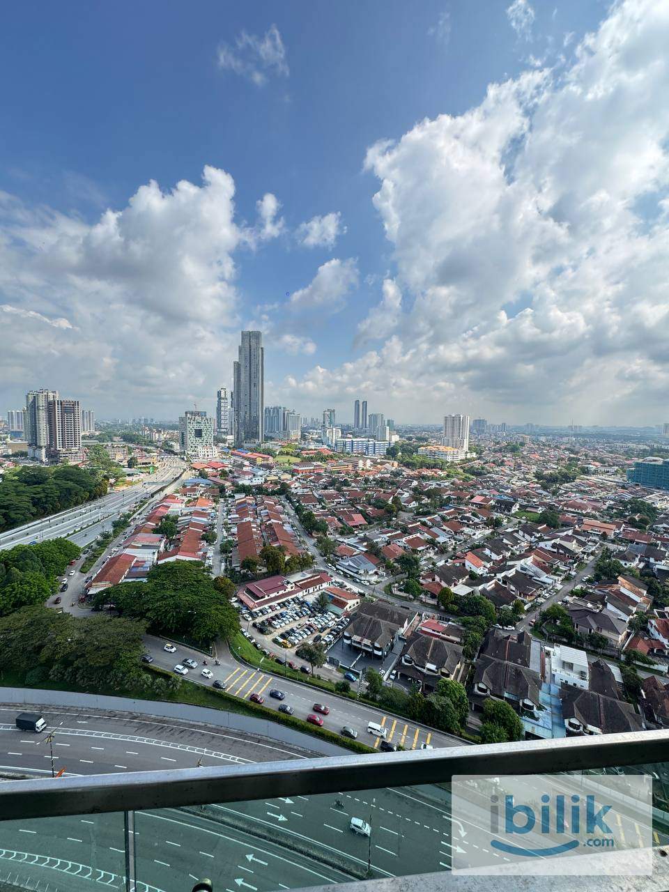 Second Bedroom @ Paragon Suites CIQ - Image 3