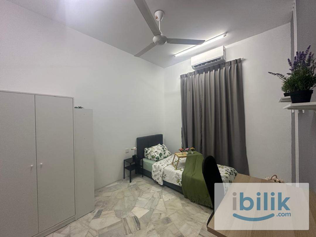 Medium Room - Image 2