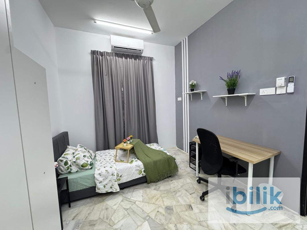 Medium Room - Image 10