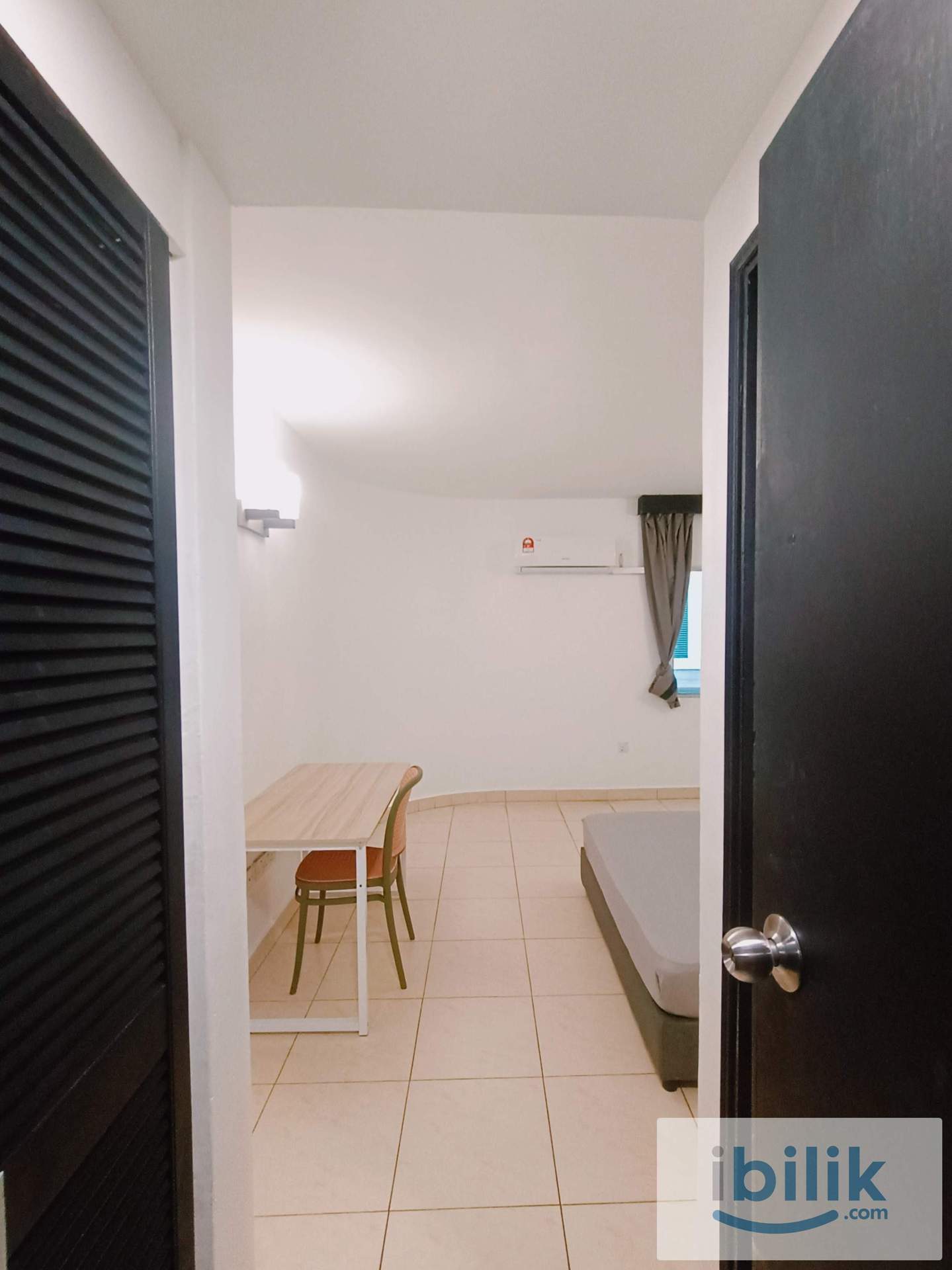 🏨 Hotel Vibes Room | Zero Deposit + Wifi +Private Toilet 🌐 Nearly CIQ  - Image 1