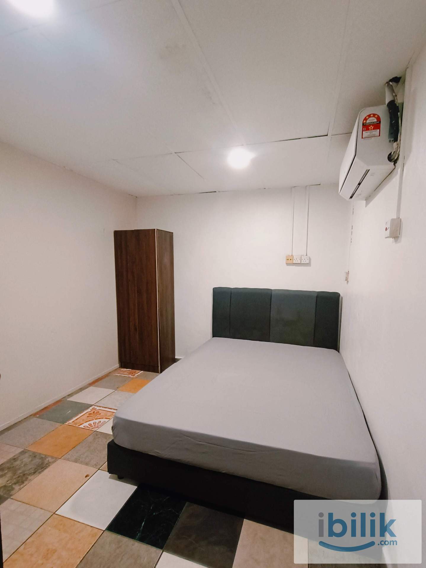 Hotel Concept • Bilik Sewa Toilet Sendiri 🚿 • Lokasi Star Inn  - Image 1