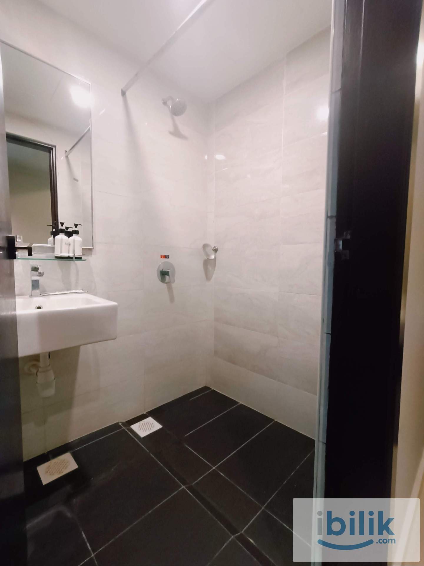 💥 Hot Deal! Zero Deposit Room Near to Tuas - Image 2