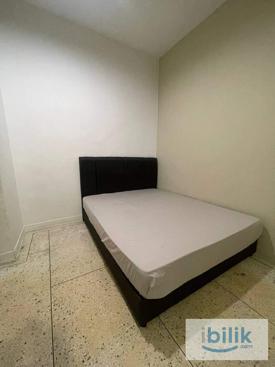 ✨ Hotel Vibes Bilik Sewa • Bilik Baru & Fully Furnished 🛏 Berdekatan CIQ - Image 2