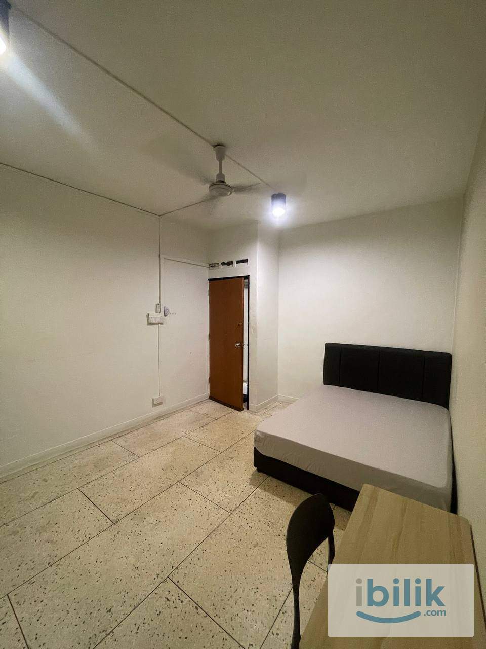 ✨ Hotel Vibes Bilik Sewa • Bilik Baru & Fully Furnished 🛏 Berdekatan CIQ - Image 1