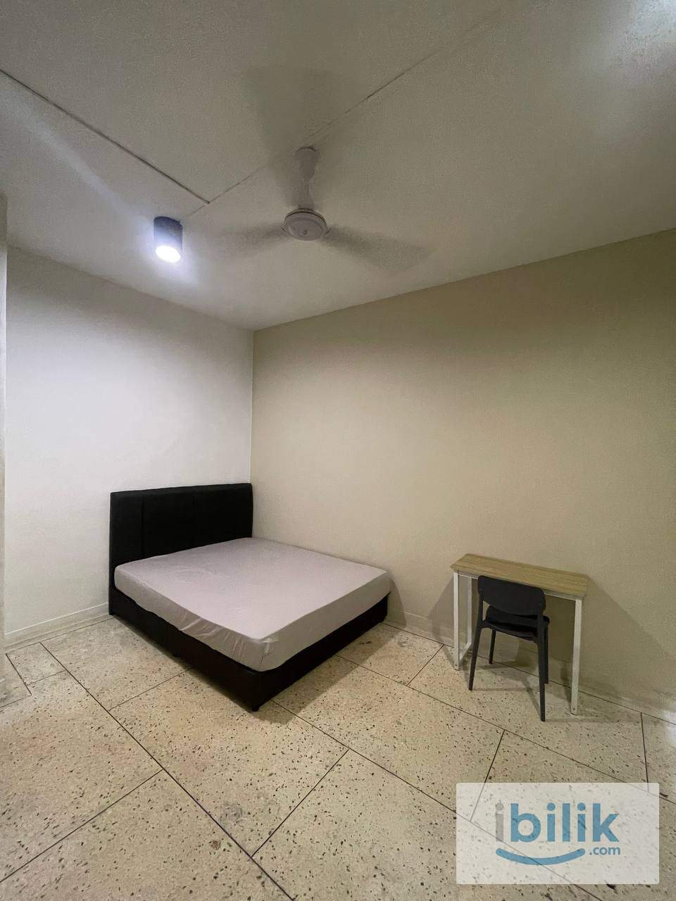 ✨ Hotel Vibes Bilik Sewa • Bilik Baru & Fully Furnished 🛏 Berdekatan CIQ - Image 3