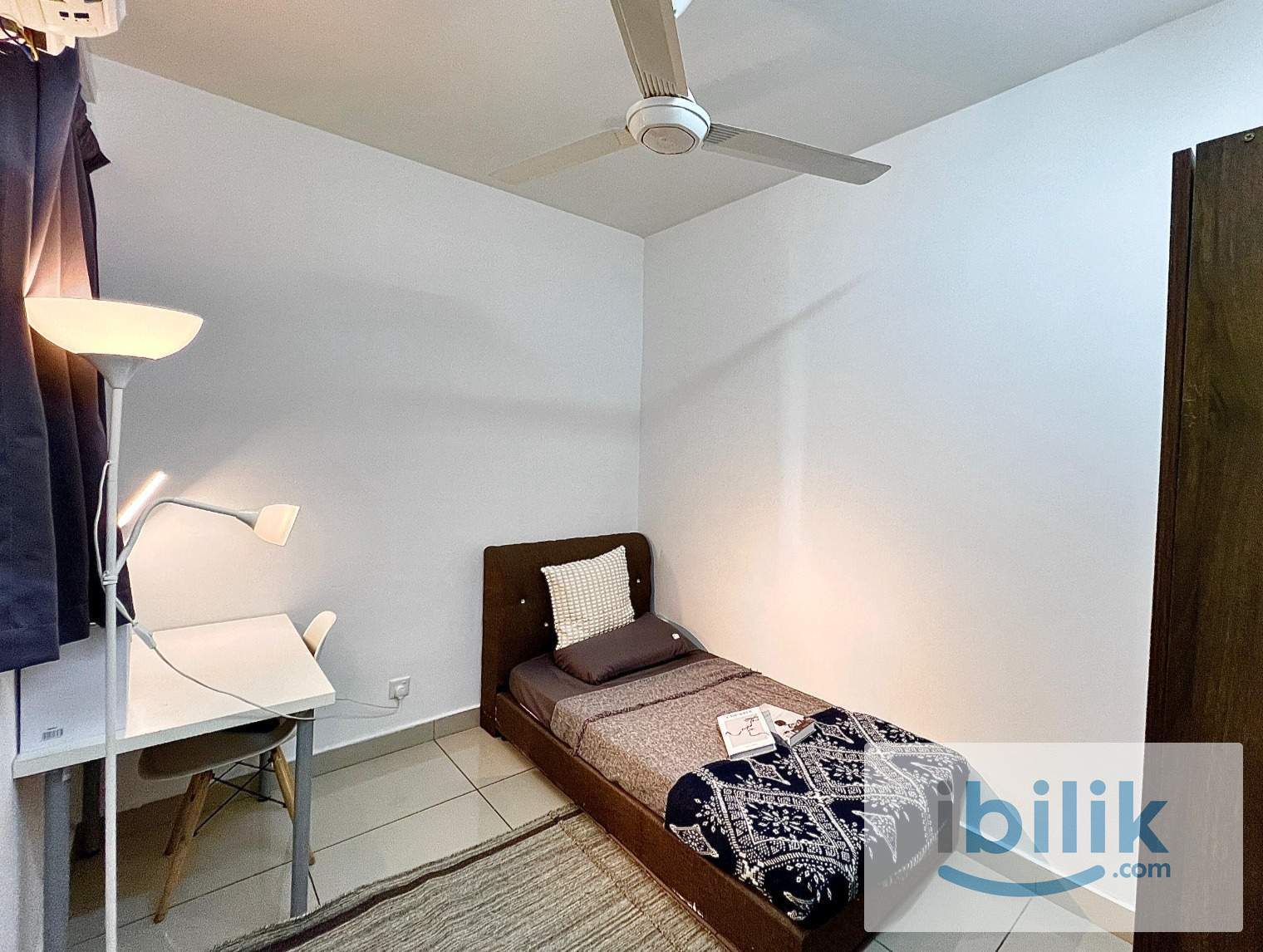 Cozy Room @ Pacific Place | All-In Utilities & Near LRT! 🏠 - Image 1