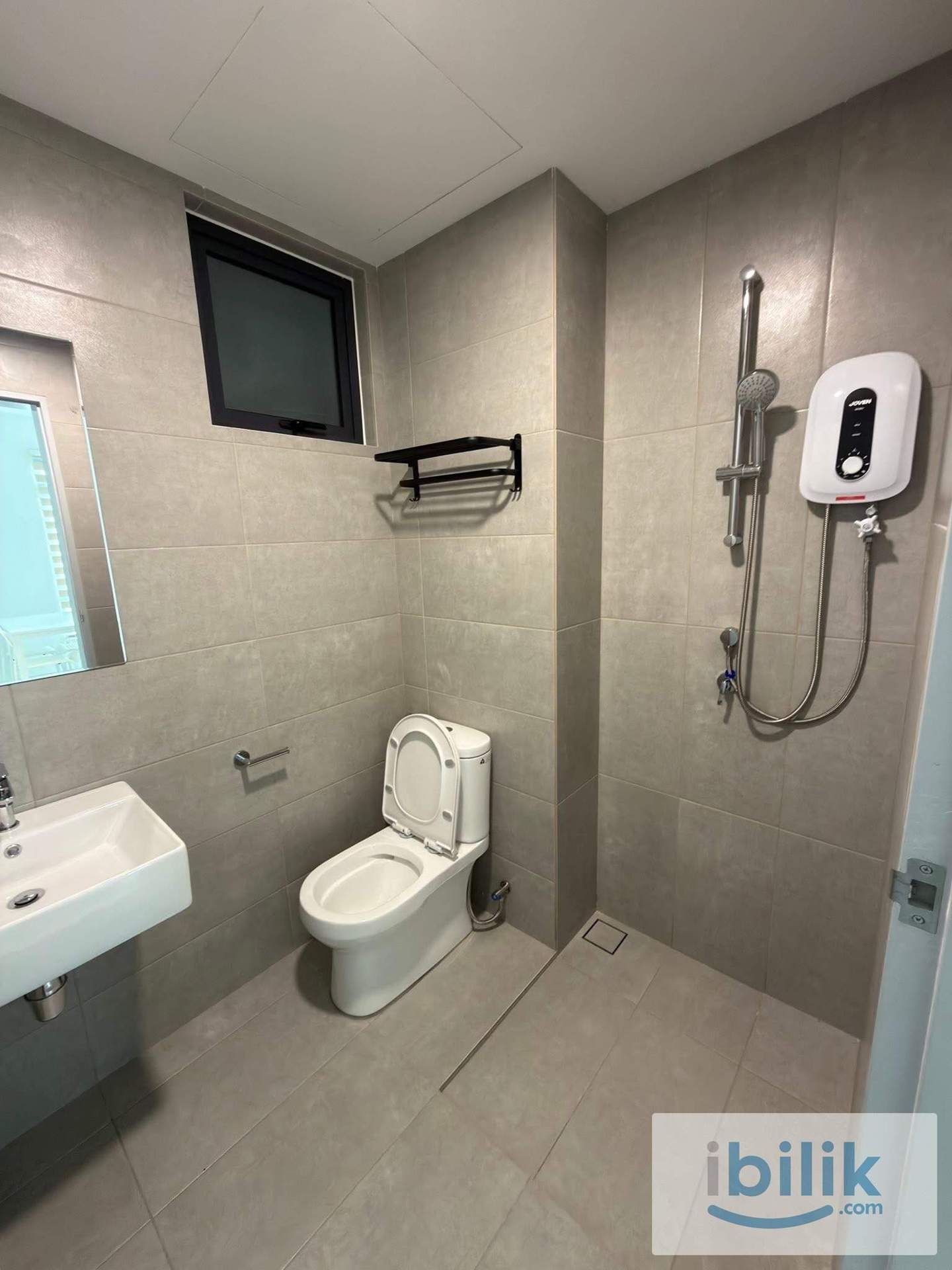 🏡 Fully Furnished Single Room @ The Terraces Condominium, Bayan Lepas - Image 3